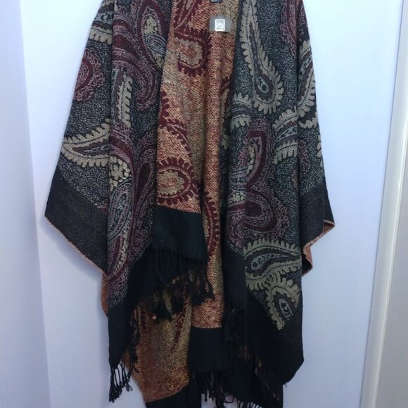 Avenue  Knit Ruana Wrap Shawl Tapestry Paisley Black Burgundy Fringe Plus Sized - Picture 3 of 13